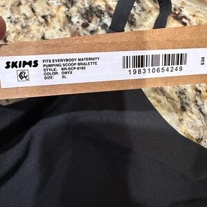 Skims nursing/ pumping bras XL